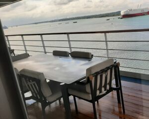 Some suites have outside dining