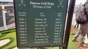 Putting Green reflects famous Golf Courses