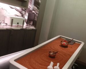 Hot Mineral Body Boost Massage