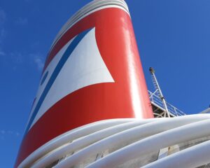 The inevitable Funnel shot