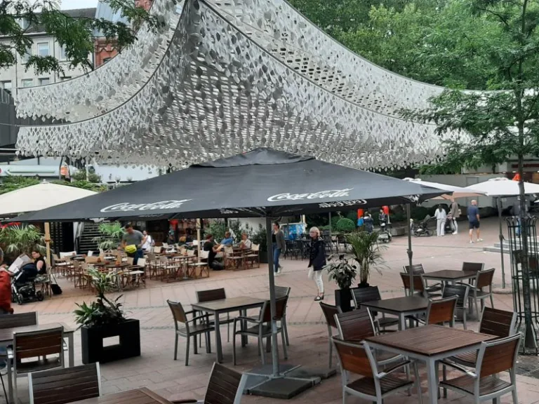 Series of bars and restaurants in the Square