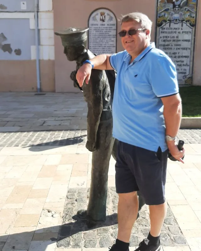 Ken at the Mariner's Monument